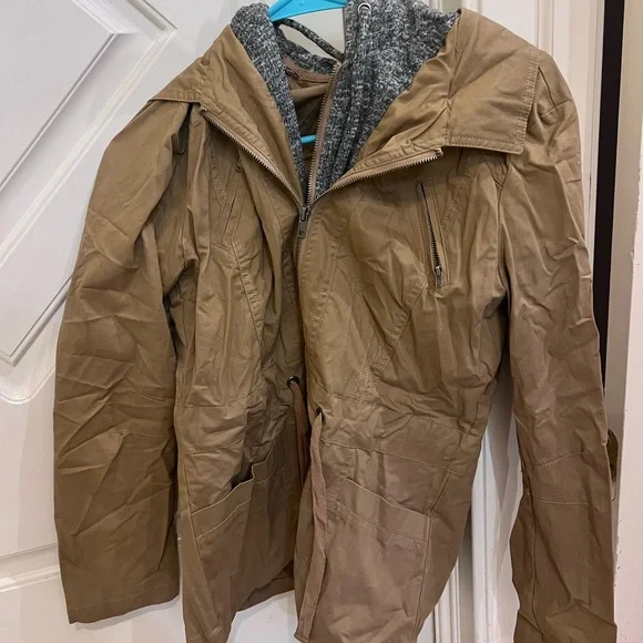 Jacket - Picture 1 of 2